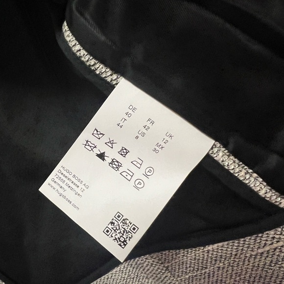 Hugo Boss Gray woven Women's Jacket with Black Accents - Picture 6 of 6